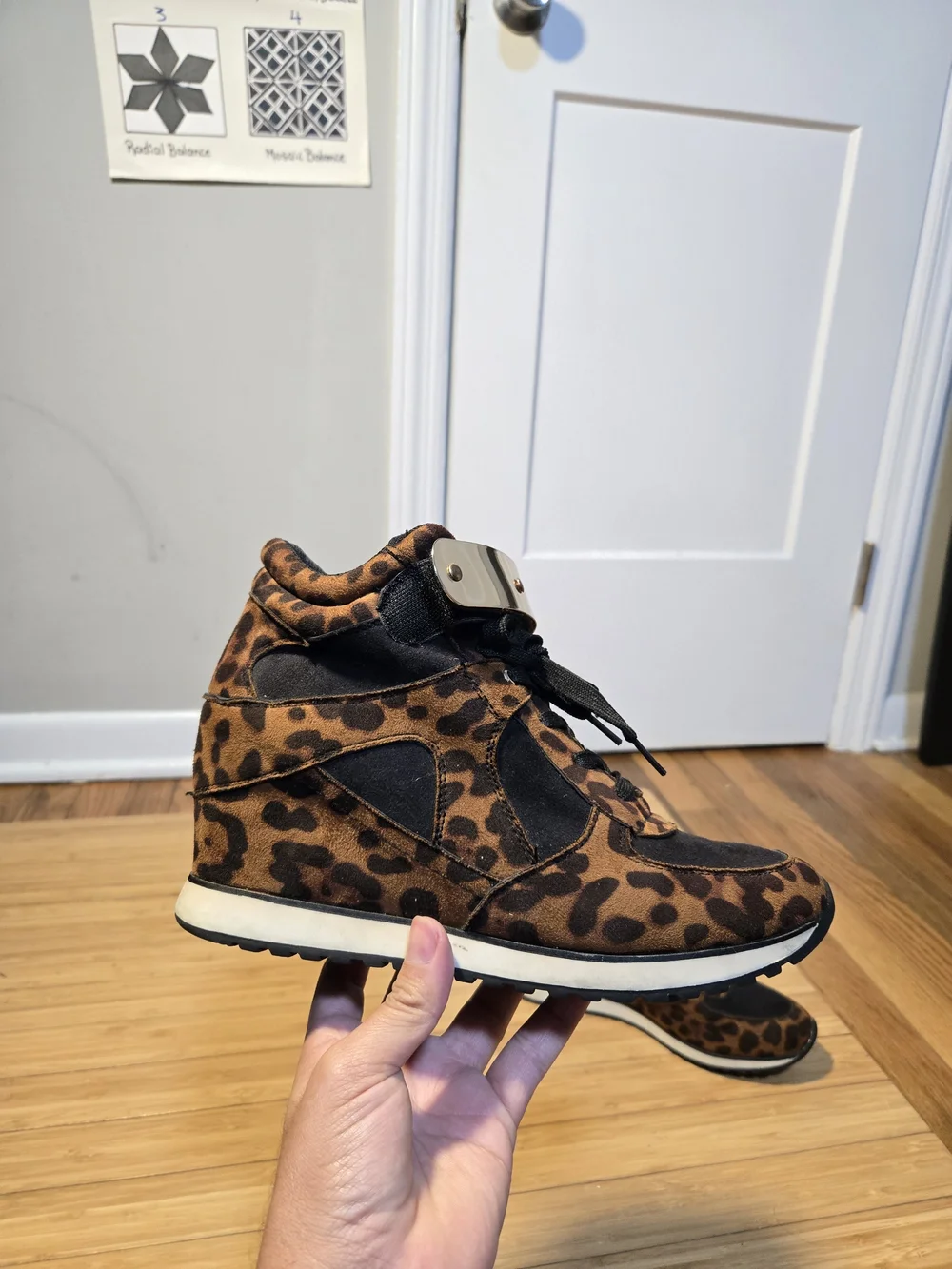 N/A stylish leopard